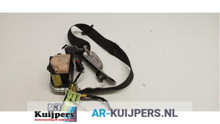 Veiligheidsgordel rechts-voor - Mazda 6.
