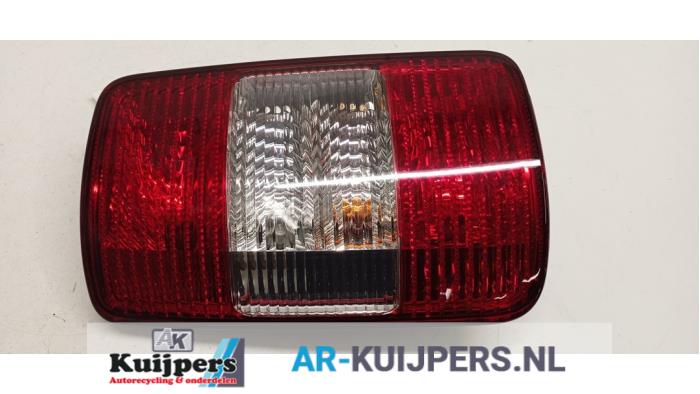 Achterlicht links - Volkswagen Caddy