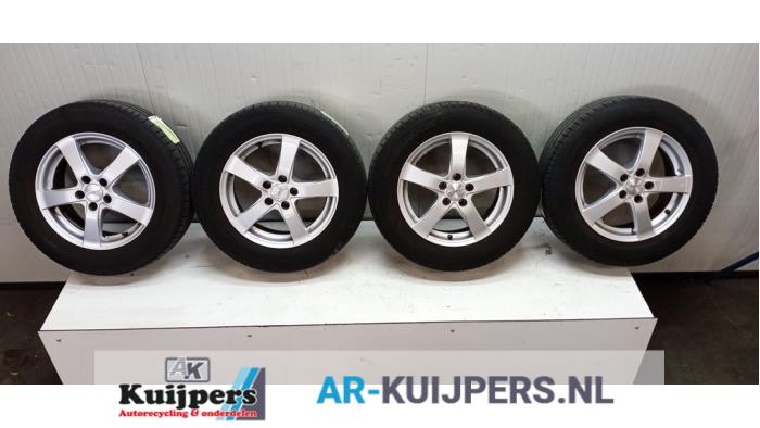 Sportvelgenset + banden - Volkswagen Bora
