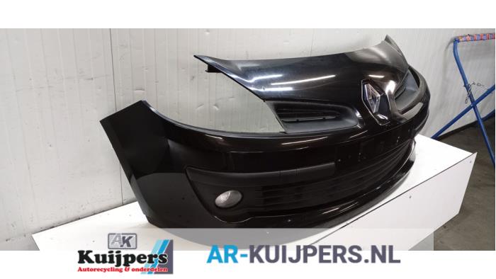 Voorbumper - Renault Clio