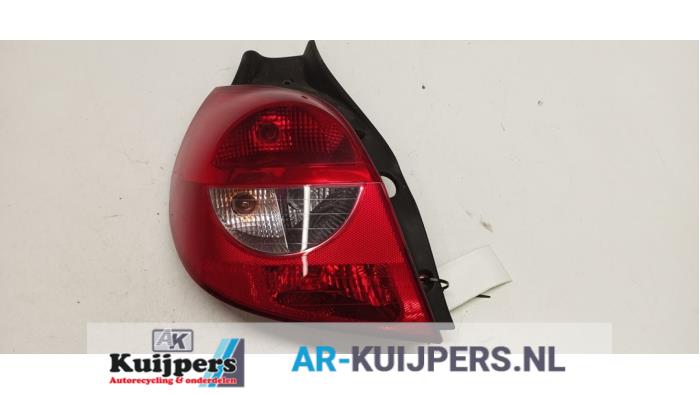 Achterlicht links - Renault Clio