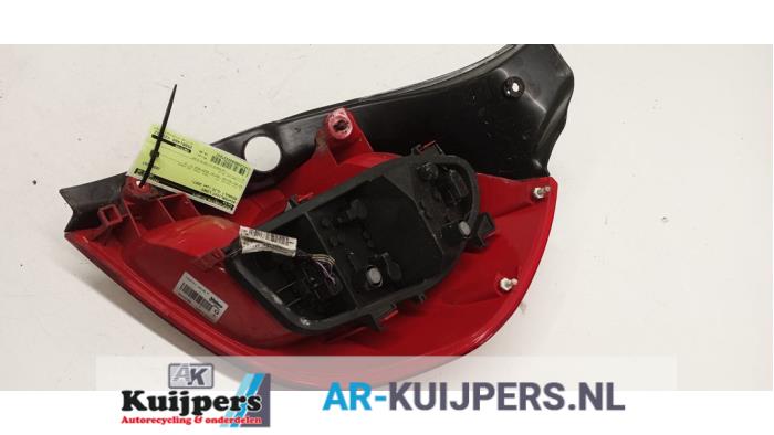 Achterlicht links - Renault Clio