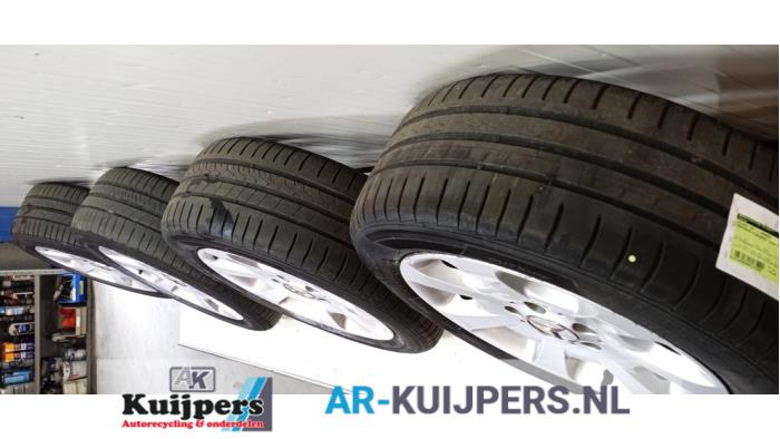 Sportvelgenset + banden - Mercedes C-Klasse