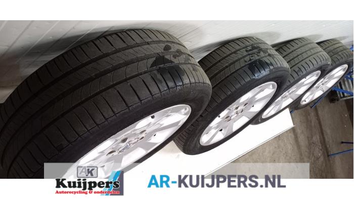 Sportvelgenset + banden - Mercedes C-Klasse