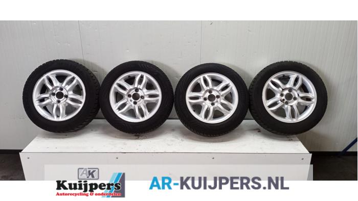 Sportvelgenset + banden - Renault Clio