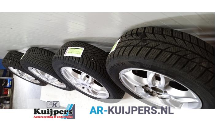 Sportvelgenset + banden - Renault Clio