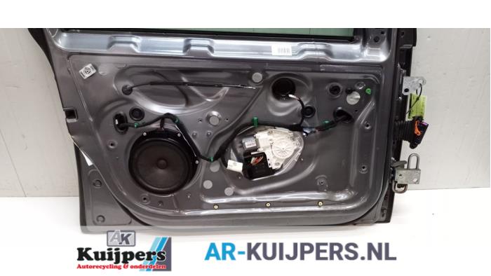 Portier 4Deurs links-voor - Volkswagen Golf
