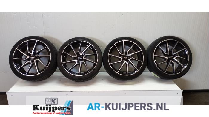 Sportvelgenset + banden - Seat Ibiza