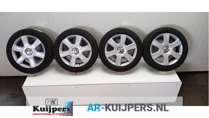 Sportvelgenset + banden - Volkswagen Golf