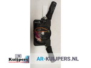 Gebruikte Licht + Raw Schakelaar Opel Zafira (M75) 2.2 16V Direct Ecotec Prijs € 39,00 Margeregeling aangeboden door Autorecycling Kuijpers