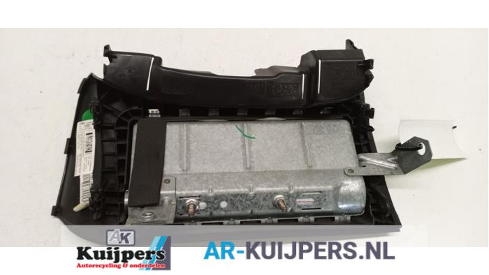 Knie airbag - Alfa Romeo Mito