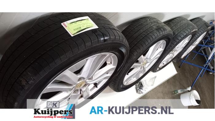 Sportvelgenset + banden - Mitsubishi Grandis