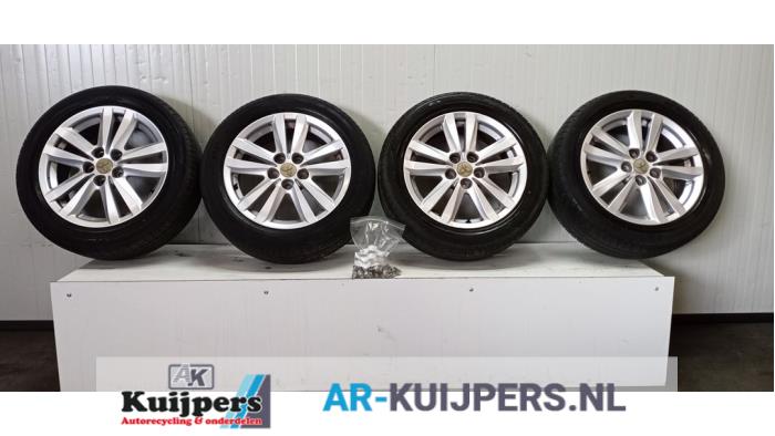 Sportvelgenset + banden - Mitsubishi Grandis