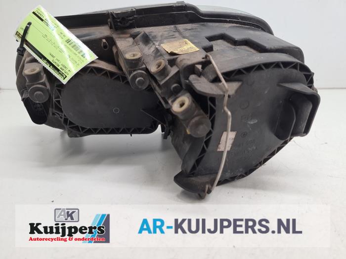 Koplamp rechts - Volkswagen Caddy