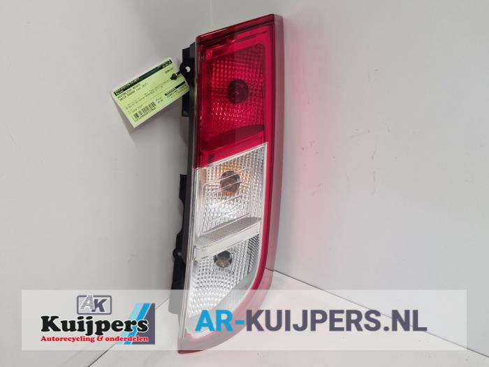 Achterlicht rechts - Dacia Dokker