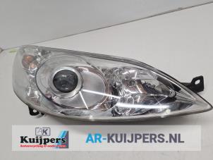 Gebruikte Rechter Koplamp Peugeot 407 SW (6E) 1.8 16V Prijs € 55,00 Margeregeling aangeboden door Autorecycling Kuijpers