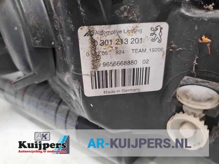 Koplamp links - Peugeot 407
