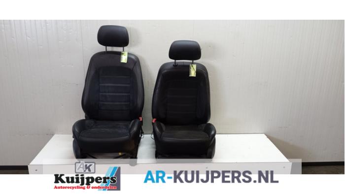 Voorstoelen links+rechts - Ford Mondeo