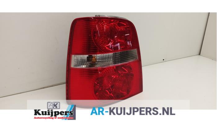 Achterlicht links - Volkswagen Touran