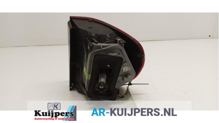 Achterlicht links - Volkswagen Fox