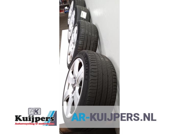 Sportvelgenset + banden - Audi A4