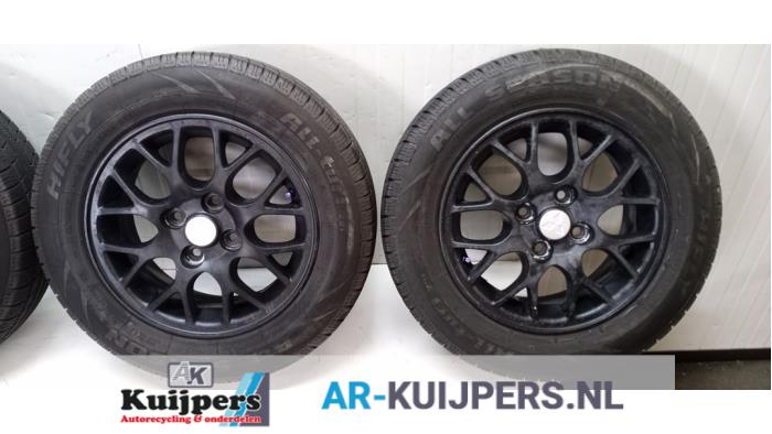 Sportvelgenset + banden - Mitsubishi Colt