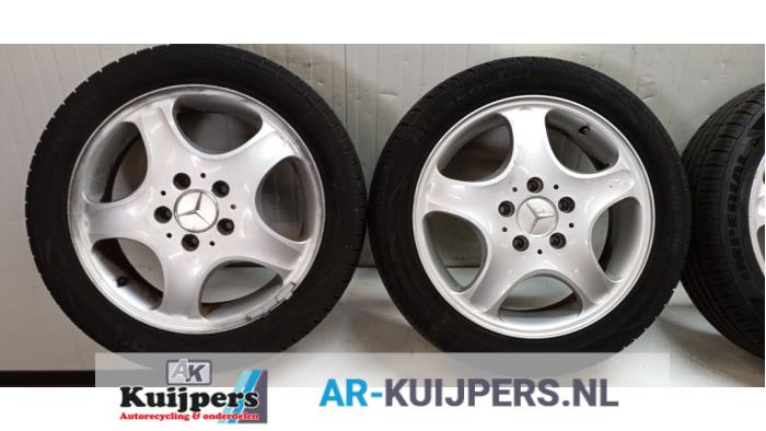 Sportvelgenset + banden - Mercedes A-Klasse