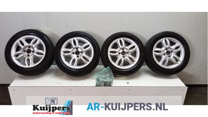Sportvelgenset + banden - Renault Clio