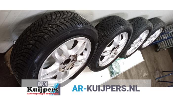 Sportvelgenset + banden - Renault Clio