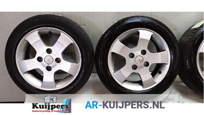 Sportvelgenset + banden - Mitsubishi Space Star