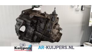 Gebruikte Versnellingsbak Renault Koleos I 2.5 16V Prijs € 275,00 Margeregeling aangeboden door Autorecycling Kuijpers