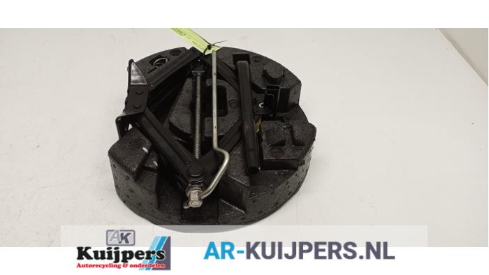 Krikset - Ford C-Max