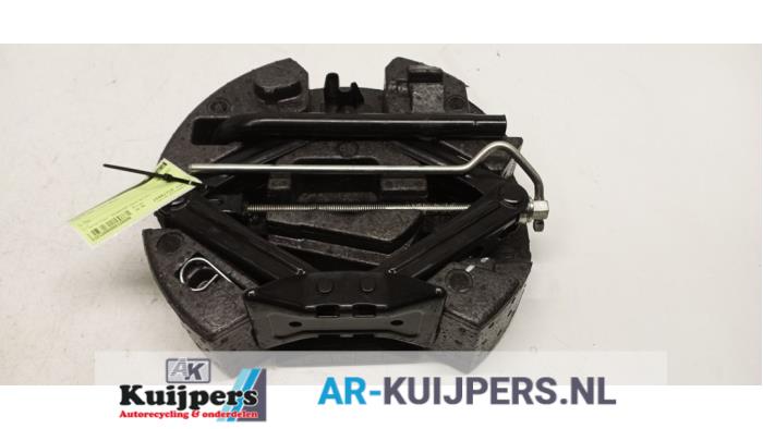 Krikset - Ford C-Max