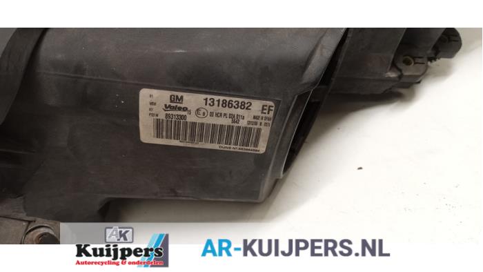 Koplamp rechts - Opel Corsa