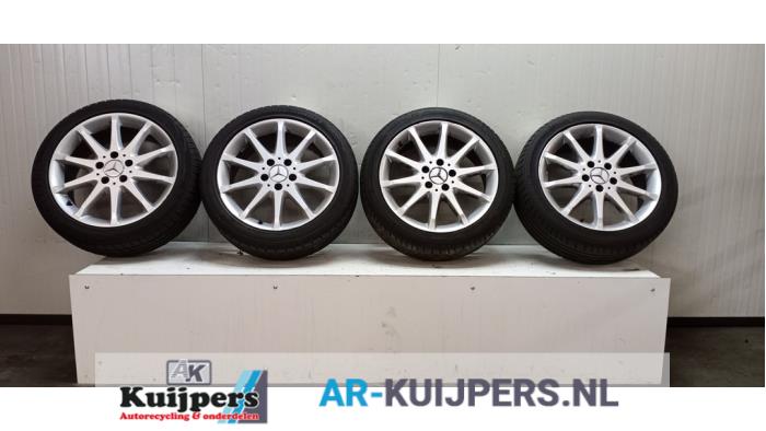 Sportvelgenset + banden - Mercedes B-Klasse