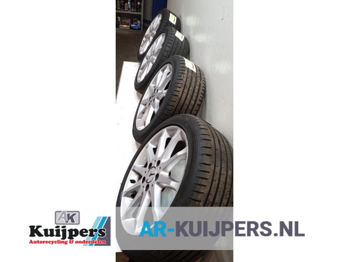 Sportvelgenset + banden - Mercedes B-Klasse