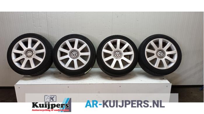 Sportvelgenset + banden - Volkswagen Golf
