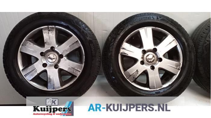 Sportvelgenset + banden - Volkswagen LT