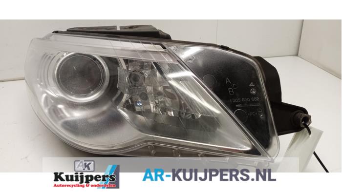 Koplamp rechts - Volkswagen Passat