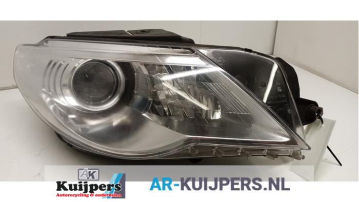 Koplamp rechts - Volkswagen Passat
