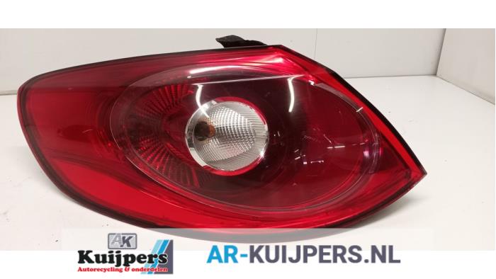 Achterlicht links - Volkswagen Passat