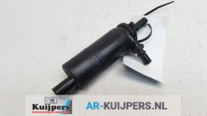 Gebruikte Pomp koplampsproeier Volkswagen Polo V (6R) 1.4 16V Prijs € 15,00 Margeregeling aangeboden door Autorecycling Kuijpers