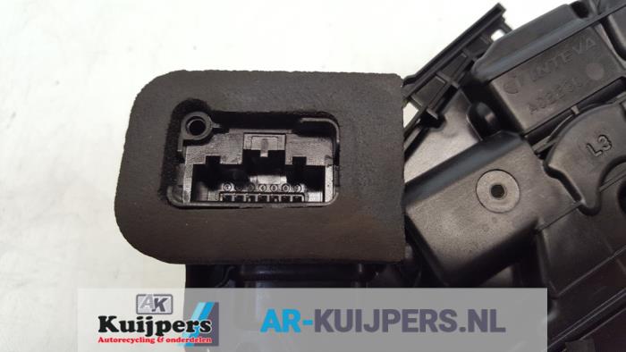 Deurslot Mechaniek 4Deurs links-voor - Volkswagen Passat