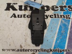 Gebruikte Sensor ACC (afstand) Volkswagen Up! (121) e-Up! Prijs € 18,00 Margeregeling aangeboden door Autorecycling Kuijpers