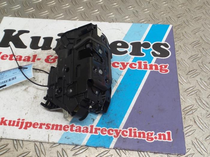 Deurslot Mechaniek 4Deurs rechts-voor - Volkswagen UP