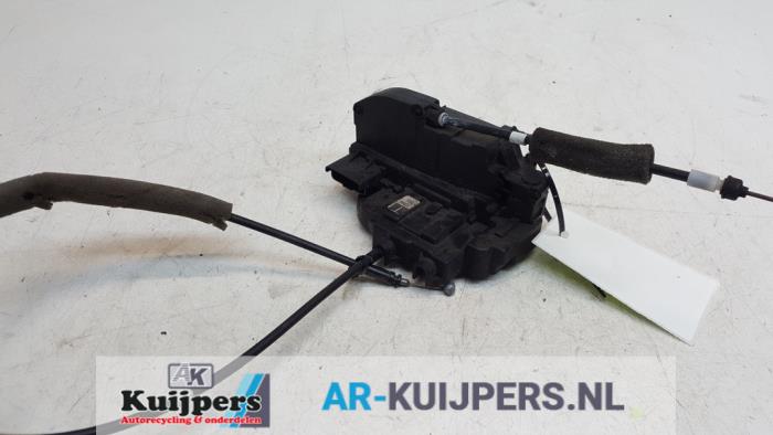 Deurslot Mechaniek 4Deurs rechts-voor - Nissan Pathfinder
