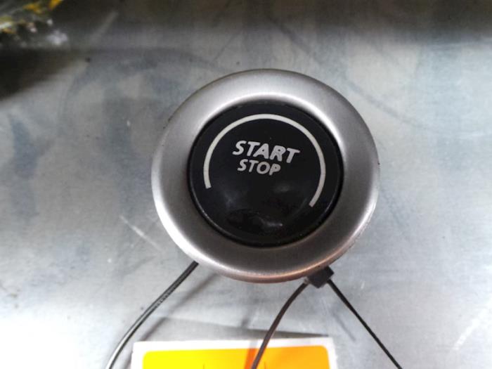 Start/Stop schakelaar - Renault Laguna