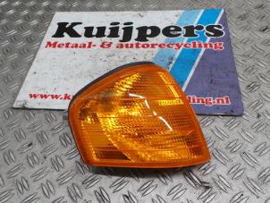 Gebruikte Knipperlicht rechts Mercedes C (W202) 1.8 C-180 16V Prijs € 10,00 Margeregeling aangeboden door Autorecycling Kuijpers