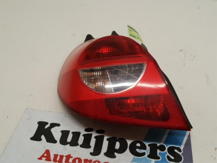 Achterlicht links - Renault Clio