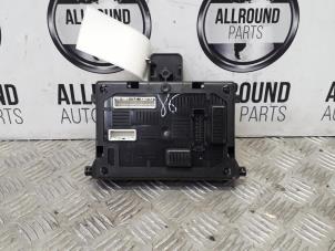 Gebruikte Module Bodycontrol Renault Clio III (BR/CR) Prijs op aanvraag aangeboden door AllroundCarParts